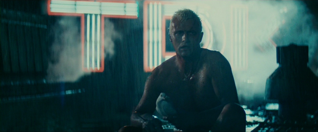 Roy Batty in the rain - Tears in Rain scene from Blade Runner