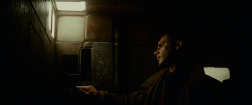 Blade Runner, frame 10