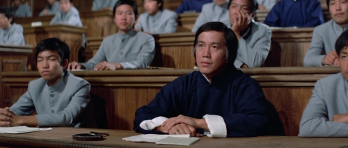 7 Golden Vampires 23