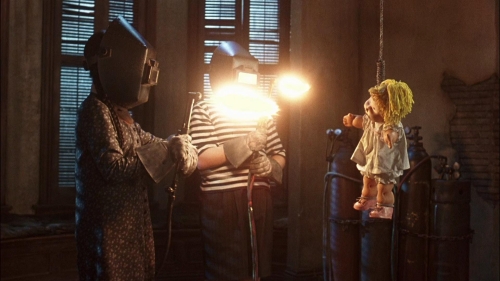 Addams Family Values 11