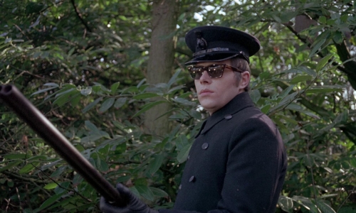 Curse of the Crimson Altar 33