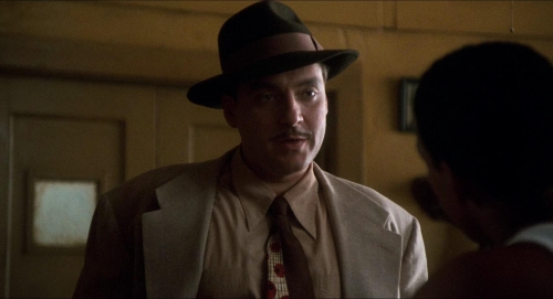 Devil in a Blue Dress 04