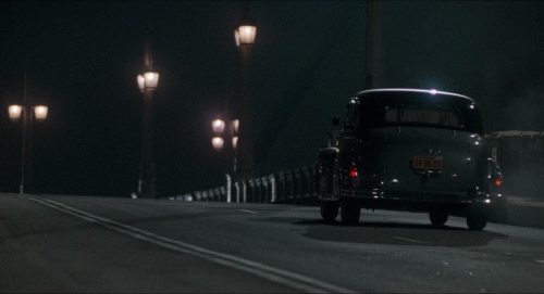 Devil in a Blue Dress 23