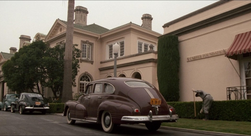 Devil in a Blue Dress 35