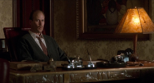 Devil in a Blue Dress 38