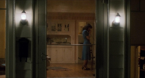 Devil in a Blue Dress 54