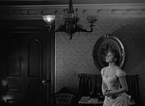Gaslight 44
