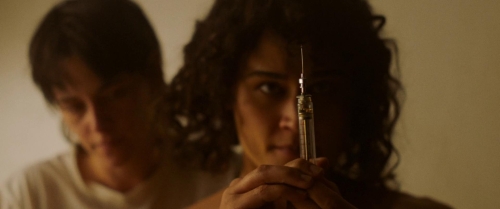 Love Lies Bleeding 12