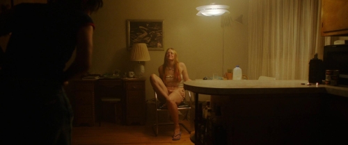 Love Lies Bleeding 49