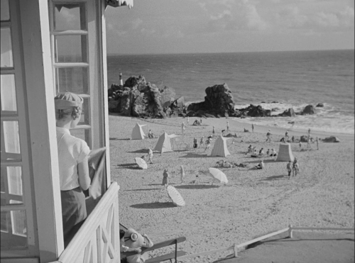 Monsieur Hulot's Holiday 12