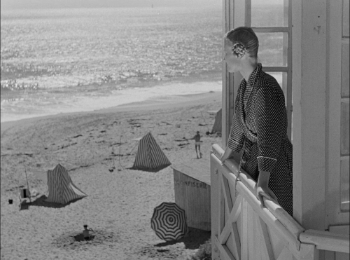 Monsieur Hulot's Holiday 17