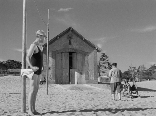Monsieur Hulot's Holiday 21