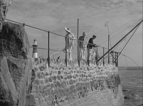 Monsieur Hulot's Holiday 23