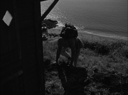Monsieur Hulot's Holiday 30