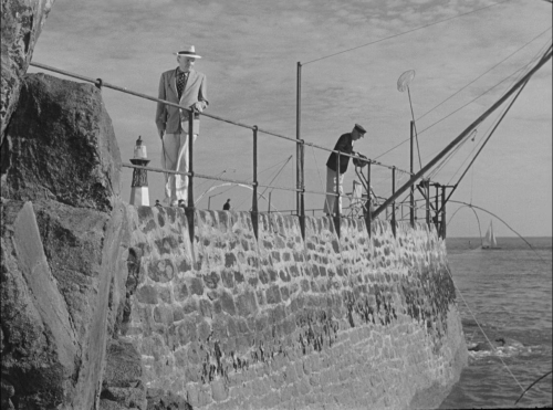 Monsieur Hulot's Holiday 32