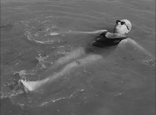 Monsieur Hulot's Holiday 38