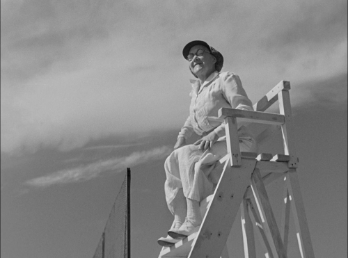 Monsieur Hulot's Holiday 39