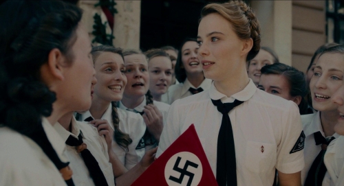 Never Look Away 07