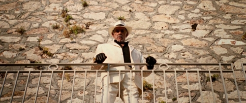 Reflection in a Dead Diamond 29