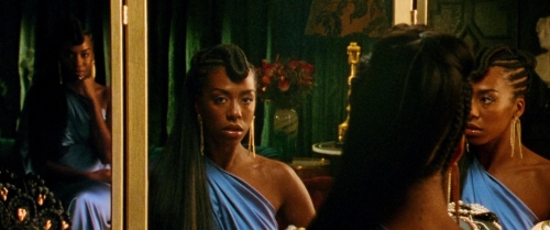 Reflection in a Dead Diamond 41