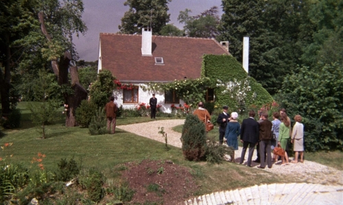 The Bride Wore Black 32