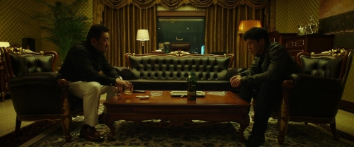 The Cop The Gangster The Devil 32