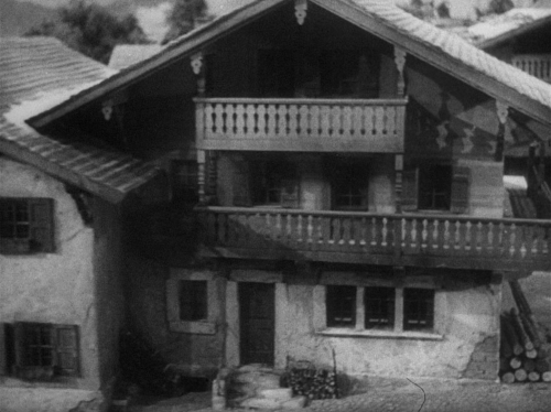 The Lady Vanishes 02