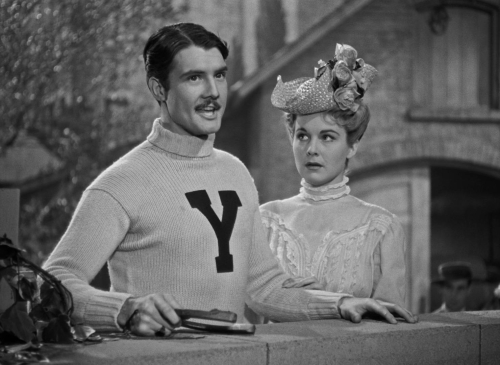 The Strawberry Blonde 07