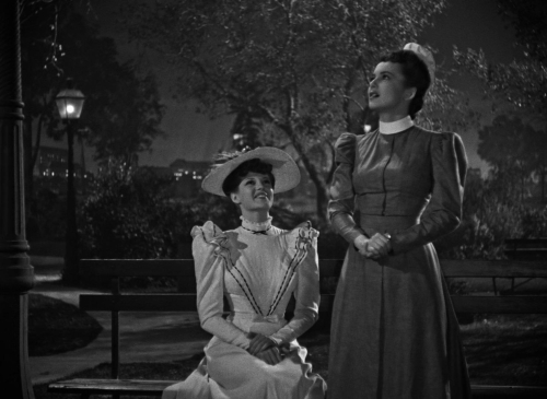 The Strawberry Blonde 18