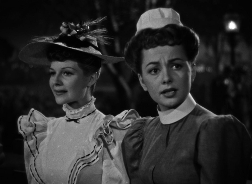 The Strawberry Blonde 20