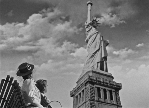 The Strawberry Blonde 25