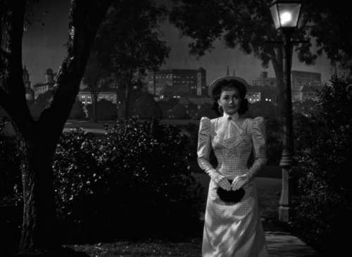 The Strawberry Blonde 28