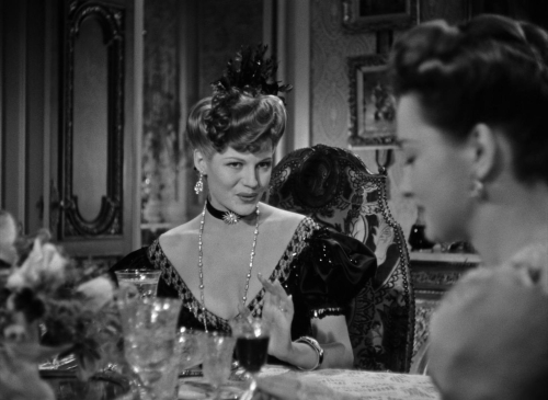 The Strawberry Blonde 37