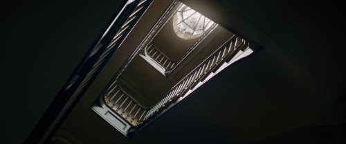 The Woman in the Window 02