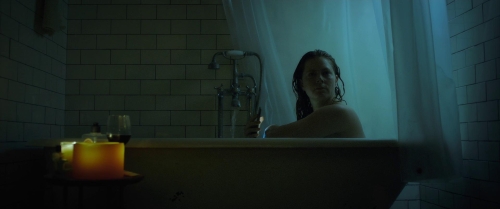 The Woman in the Window 19